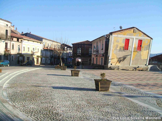 piazza bonini soveria manelli