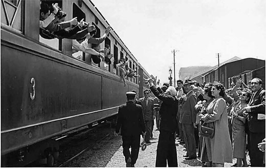 partenza genitori allestero treno